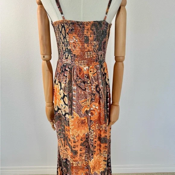 Bohemian Paisley Maxi Dress - Picture 7 of 8